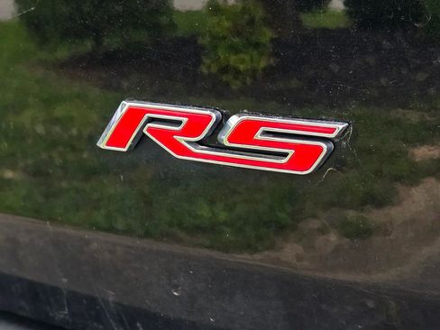 Used 2023 Chevrolet Traverse RS AWD/4WD image 8