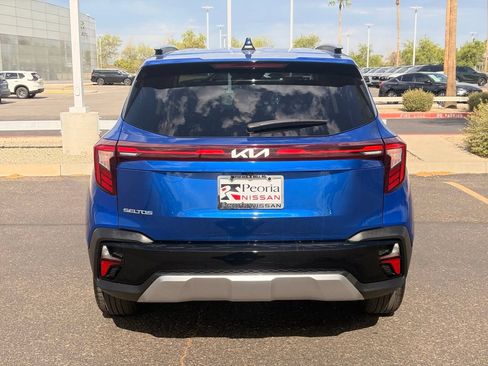 Used 2025 Kia Seltos S FWD image 5