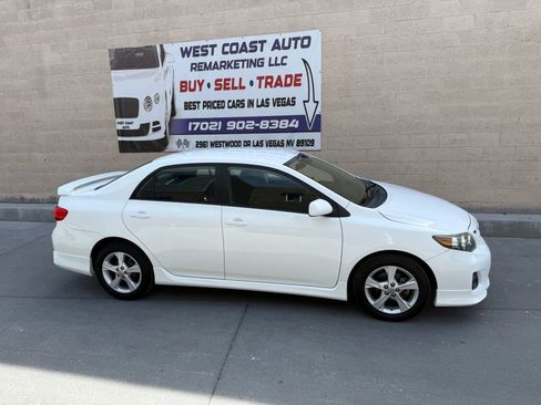 Used 2013 Toyota Corolla S FWD image 3