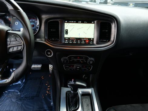 Used 2018 Dodge Charger R/T image 20