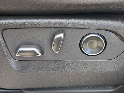 Used 2024 Cadillac Escalade Sport w/ Touring Package AWD/4WD image 27