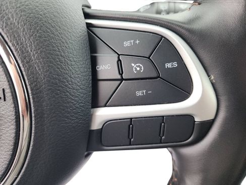 Used 2020 Jeep Compass Latitude w/ Cold Weather Group AWD/4WD image 29