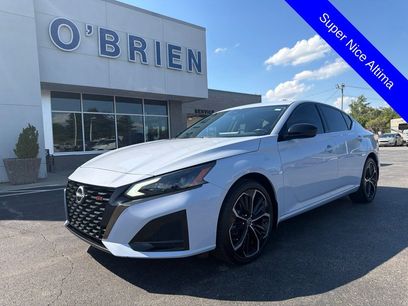 Used 2023 Nissan Altima 2.5 SR w/ SR Premium Package