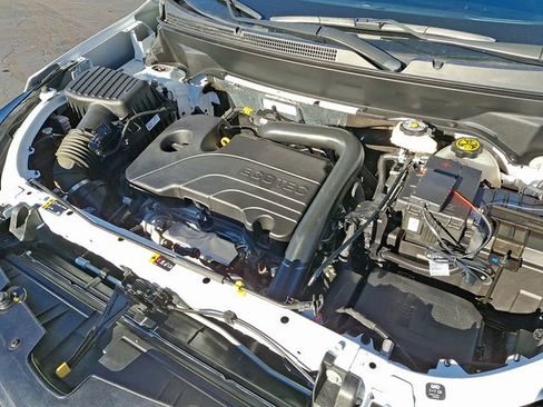 Used 2023 Chevrolet Equinox LT w/ LPO, Floor Liner Package image 28