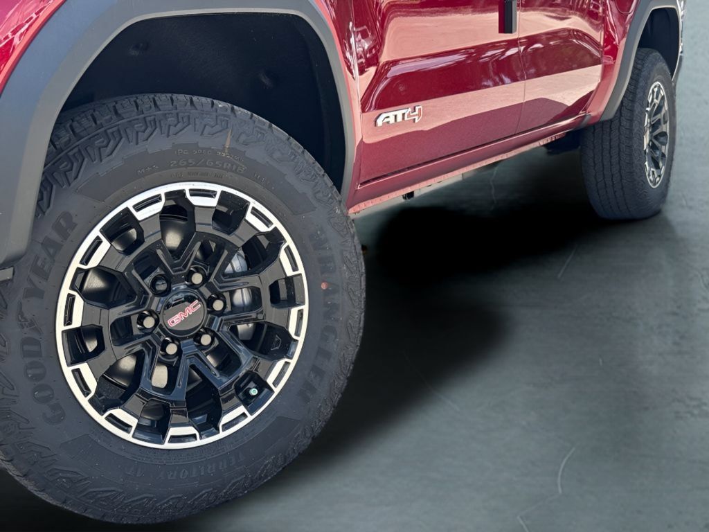 New 2026 GMC Canyon AT4 AWD/4WD image 2