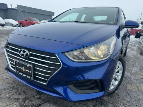 Used 2019 Hyundai Accent SE image 2