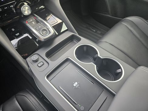 Certified 2025 Acura MDX w/ Technology Package image 25