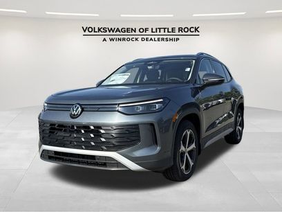 New 2025 Volkswagen Tiguan SE