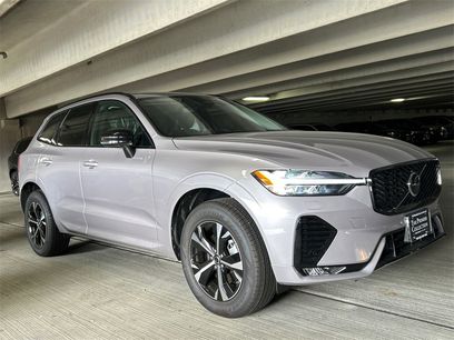 New 2026 Volvo XC60 B5 Core w/ Climate Package