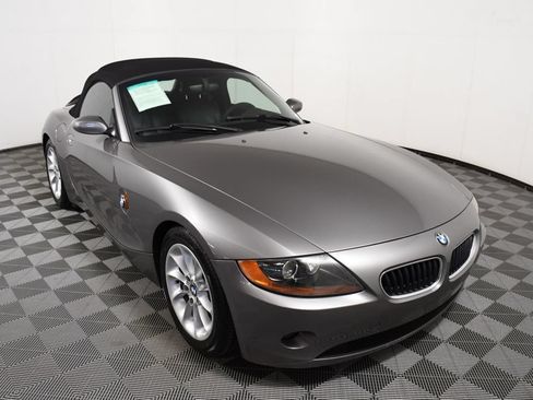 Used 2003 BMW Z4 2.5i RWD image 9