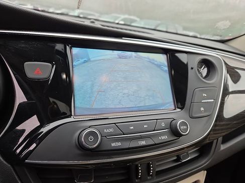 Used 2019 Buick Envision Essence image 22