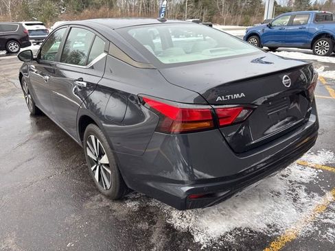 Used 2022 Nissan Altima 2.5 SV AWD/4WD image 3