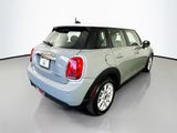 Used 2019 MINI Cooper 4-Door Hardtop w/ Premium Package image 5