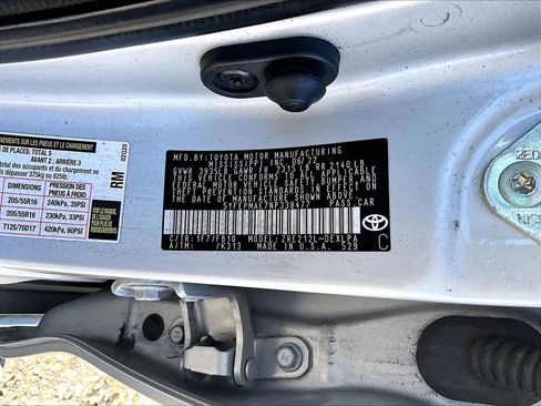 Used 2022 Toyota Corolla LE image 28