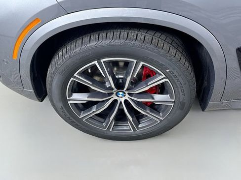 New 2026 BMW X5 xDrive40i w/ M Sport Package image 32