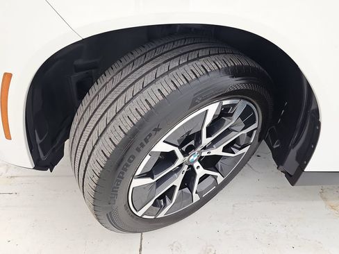 Used 2025 BMW X3 xDrive30i w/ Premium Package AWD/4WD image 43