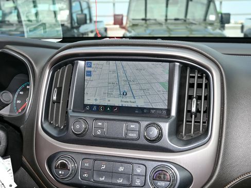 Used 2022 GMC Canyon AT4 image 21