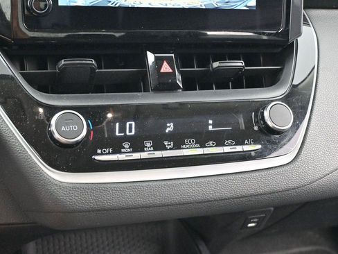 Used 2023 Toyota Corolla LE FWD image 20