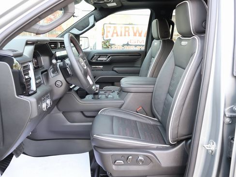 New 2025 GMC Sierra 1500 AT4X image 15