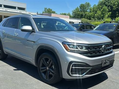 Used 2022 Volkswagen Atlas Cross Sport SEL R-Line AWD/4WD image 3