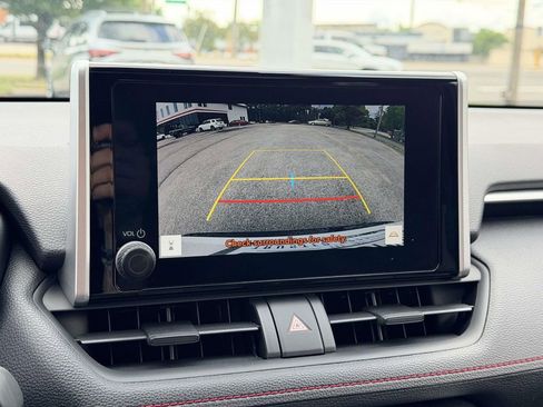 Used 2025 Toyota RAV4 SE w/ Weather & Moonroof Package AWD/4WD image 4