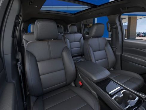 New 2026 Chevrolet Traverse High Country w/ LPO, Floor Liner Package image 16