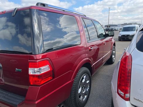 Used 2013 Ford Expedition Limited image 13