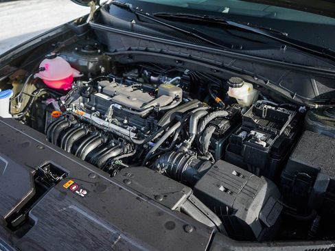 New 2026 Hyundai Tucson SE image 7