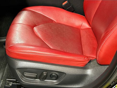 Used 2022 Toyota Camry XSE image 16