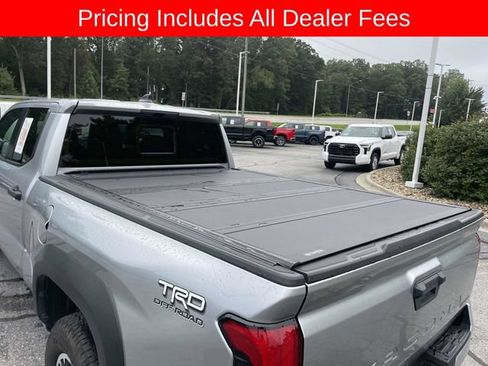 Used 2024 Toyota Tacoma TRD Off-Road w/ TRD Off Road Upgrade Package AWD/4WD image 13