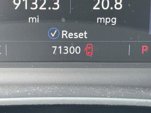 Used 2020 Cadillac XT6 Premium Luxury FWD image 30