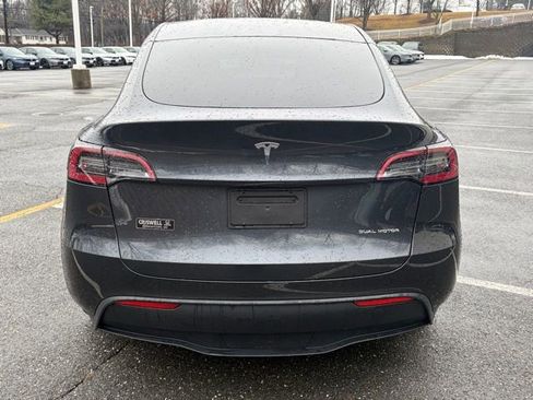 Used 2024 Tesla Model Y Long Range image 6