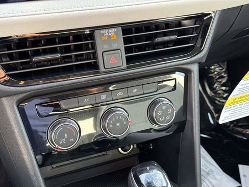 New 2026 Volkswagen Taos S image 21