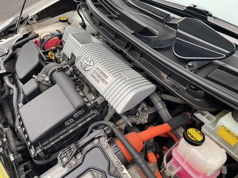 Used 2010 Toyota Prius Two FWD image 6