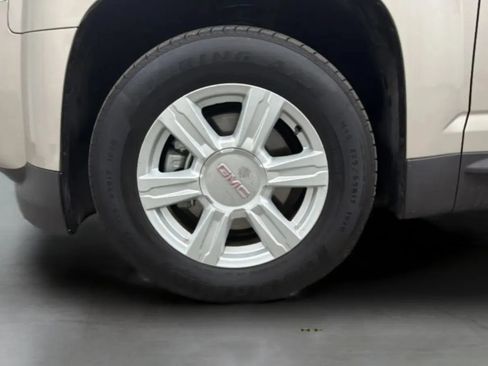 Used 2015 GMC Terrain SLE FWD image 28