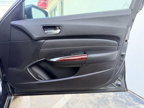 Used 2015 Acura TLX FWD image 26