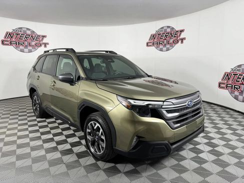 Used 2026 Subaru Forester Premium AWD/4WD image 9