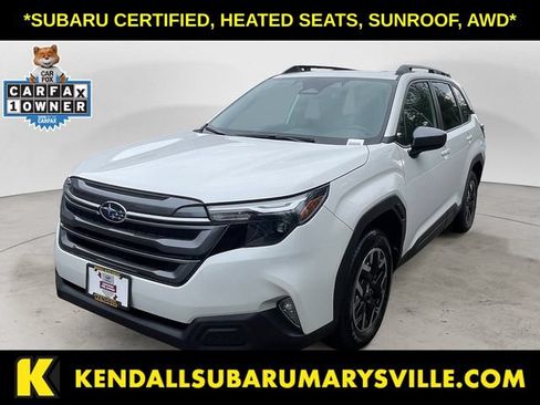 Used 2025 Subaru Forester Premium AWD/4WD image 1