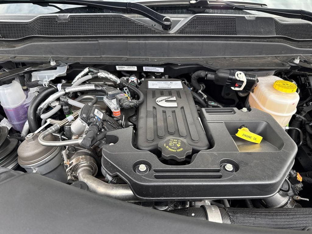 New 2026 RAM 3500 Big Horn AWD/4WD image 31