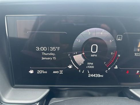 Used 2025 GMC Terrain Elevation image 17