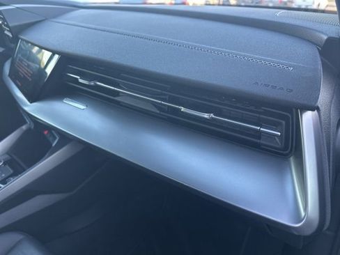 Used 2023 Audi A3 2.0T Premium image 22