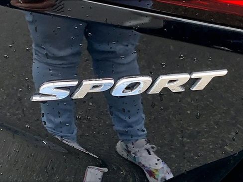 Certified 2025 Honda Civic Sport image 9