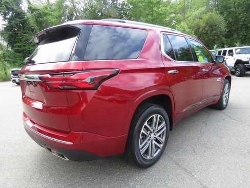 Used 2022 Chevrolet Traverse High Country image 6