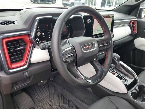Used 2024 GMC Canyon AT4X w/ AT4X AEV Edition image 18