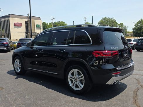 Certified 2021 Mercedes-Benz GLB 250 4MATIC image 3