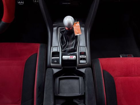 Used 2018 Honda Civic Type R image 21