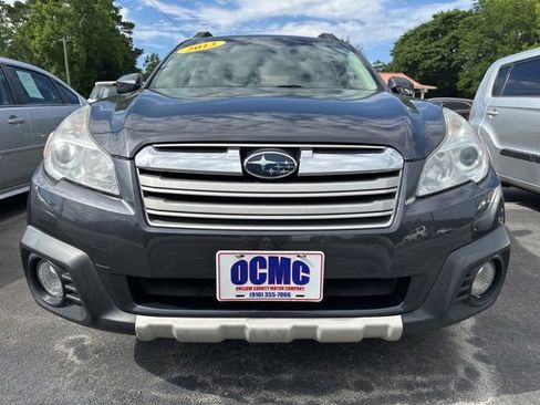 Used 2013 Subaru Outback 2.5i Limited w/ Moonroof Pkg AWD/4WD image 2