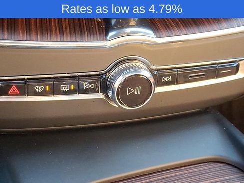 Certified 2023 Volvo XC60 T8 Ultimate w/ Climate Package image 18