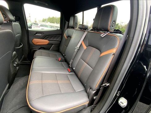 Used 2024 GMC Canyon AT4 AWD/4WD image 20