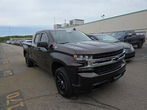 Used 2019 Chevrolet Silverado 1500 RST AWD/4WD image 3